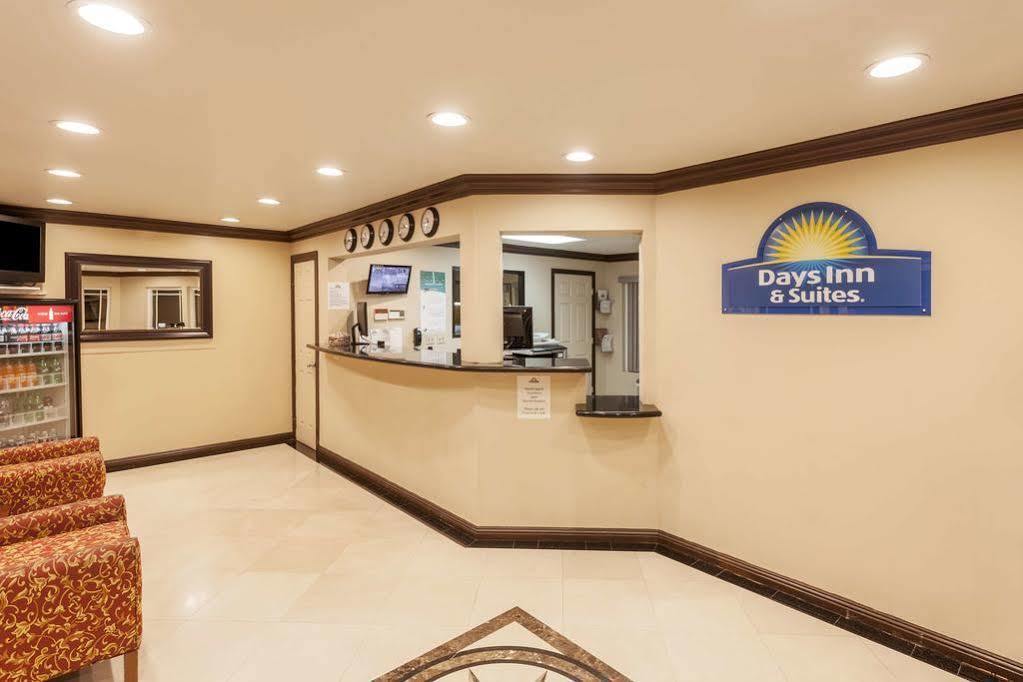 喷泉谷/亨廷顿海滩戴斯酒店&套房 方廷瓦利 外观 照片